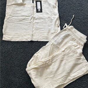 NWT Hapari Cream Two-Piece Linen Set size medium
